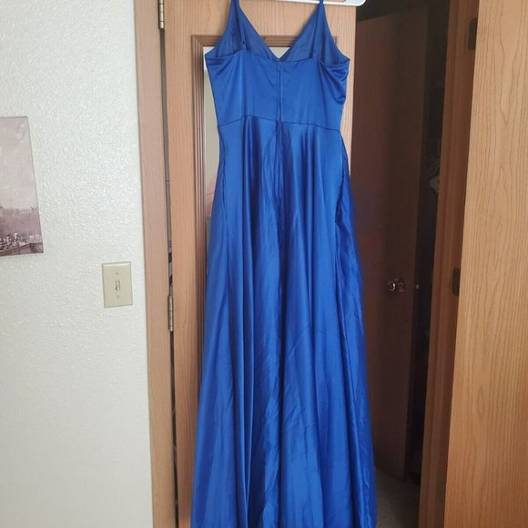 Prom Dress - Picture 2 of 3